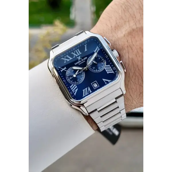 Kadranı Lacivert Kordonu Gümüş Renk İç Göstergeleri Aktif Erkek Kol Saati