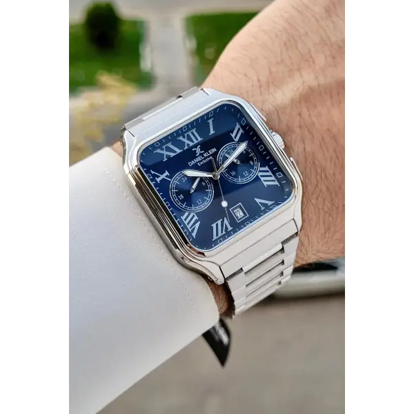 Kadranı Lacivert Kordonu Gümüş Renk İç Göstergeleri Aktif Erkek Kol Saati