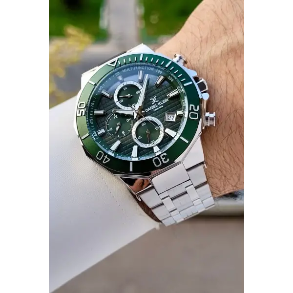 Kadranı Yeşil Kordonu Gümüş Renk İç Göstergeleri Aktif Erkek Kol Saati
