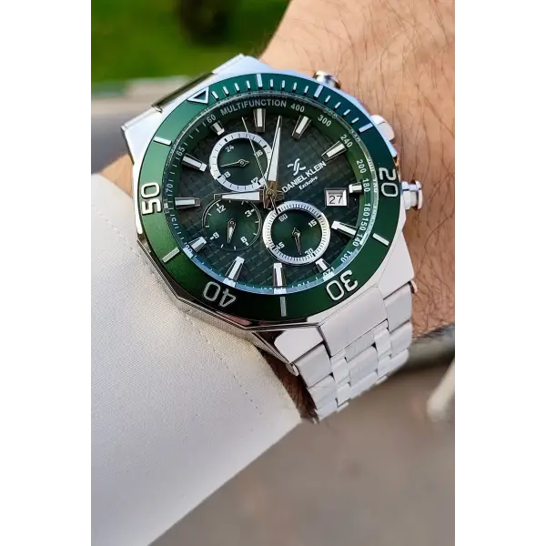 Kadranı Yeşil Kordonu Gümüş Renk İç Göstergeleri Aktif Erkek Kol Saati