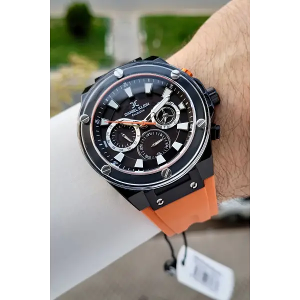 46 Mm Kasası Siyah Kordonu Turuncu Renk İç Göstergeleri Aktif Erkek Kol Saati