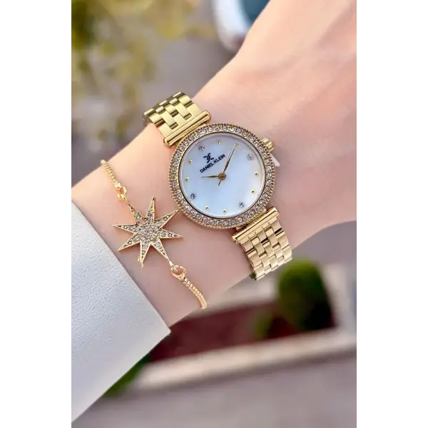 Gold Renk 28 Mm Kadın Kol Saati ve Bileklik