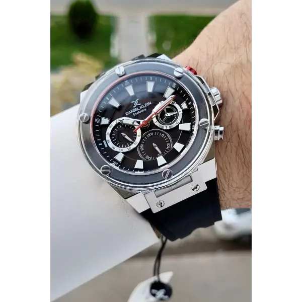 46 Mm Kasası Gümüş Kordonu Siyah Renk İç Göstergeleri Aktif Erkek Kol Saati