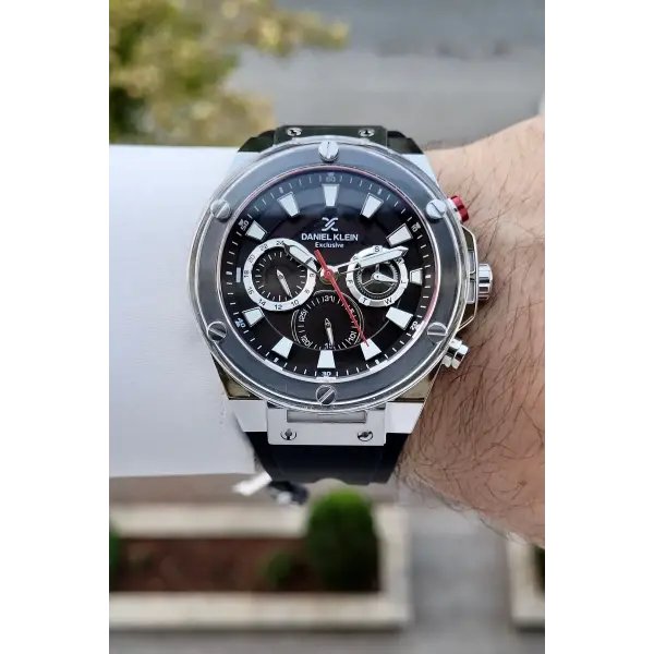 46 Mm Kasası Gümüş Kordonu Siyah Renk İç Göstergeleri Aktif Erkek Kol Saati