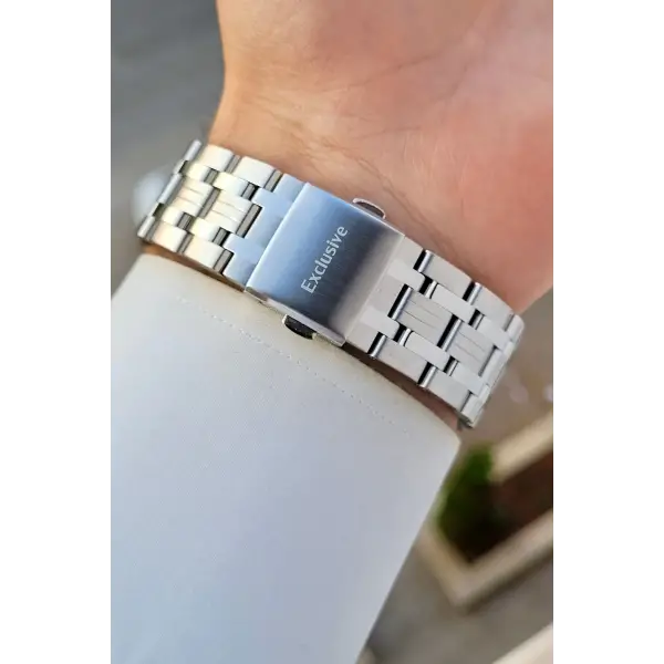 Gümüş Renk İç Göstergeleri Aktif Erkek Kol Saati