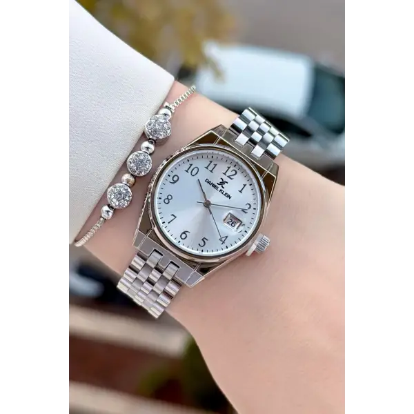 Gümüş Renk 30 Mm Kadın Kol Saati ve Bileklik