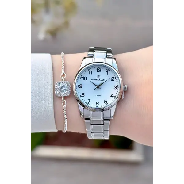 Gümüş Renk Rakamlı Kadın Kol Saati ve Bileklik