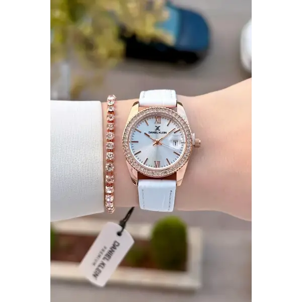 Kasası Rose Kordonu Beyaz Renk 30 Mm Kadın Kol Saati ve Bileklik