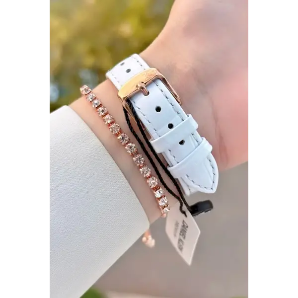 Kasası Rose Kordonu Beyaz Renk 30 Mm Kadın Kol Saati ve Bileklik