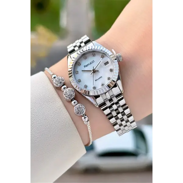 Gümüş Renk Takvimli 25 Mm Kadın Kol Saati ve Bileklik