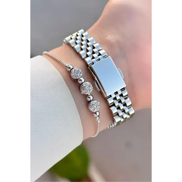 Gümüş Renk Takvimli 25 Mm Kadın Kol Saati ve Bileklik