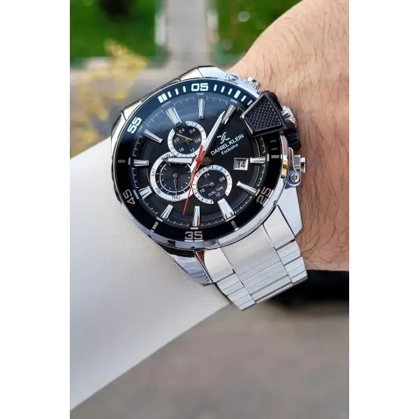 Kadranı Siyah Kordonu Gümüş Renk 47 Mm İç Göstergeleri Aktif Erkek Kol Saati