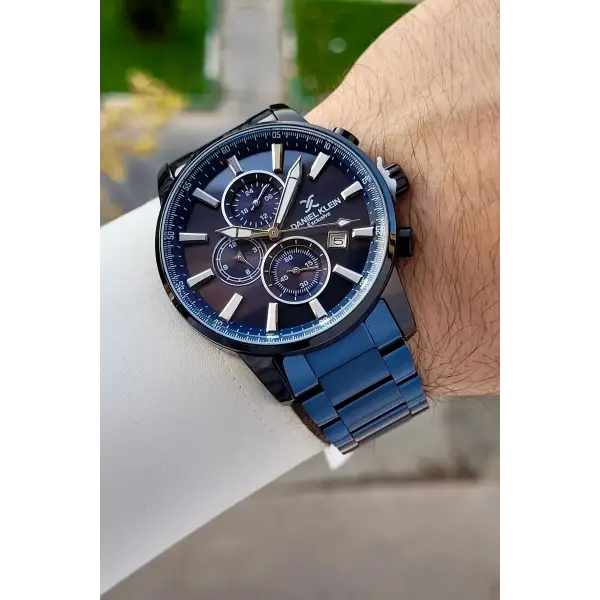 Kasası Siyah Kordonu Lacivert Renk İç Göstergeleri Aktif Erkek Kol Saati