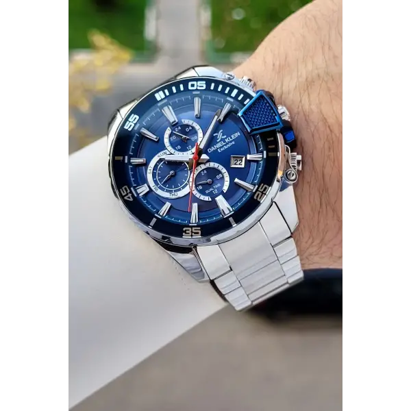 Kadranı Lacivert Kordonu Gümüş Renk 47 Mm İç Göstergeleri Aktif Erkek Kol Saati