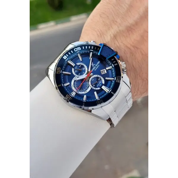 Kadranı Lacivert Kordonu Gümüş Renk 47 Mm İç Göstergeleri Aktif Erkek Kol Saati