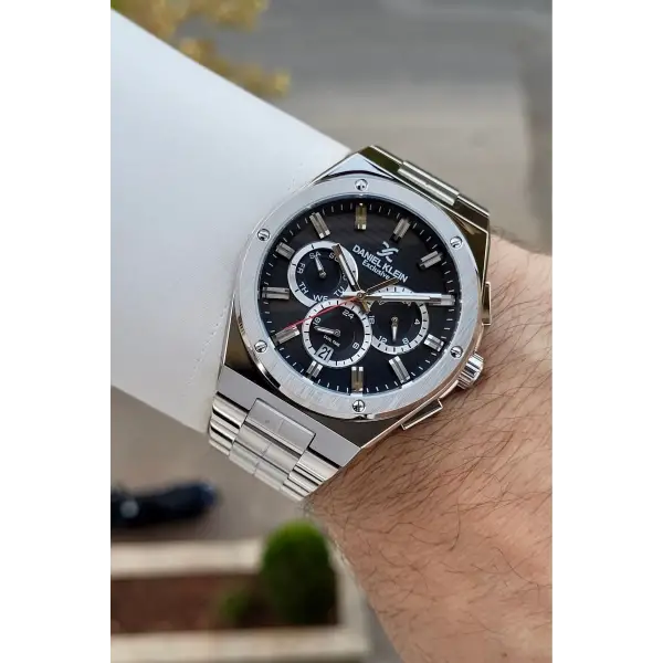 Daniel Klein DKISTE1847 Kadranı Siyah Kordonu Gümüş Renk İç Göstergeleri Aktif Erkek Kol Saati