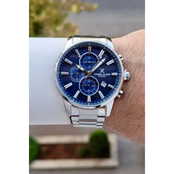 Kadranı Lacivert Kordonu Gümüş Renk İç Göstergeleri Aktif Erkek Kol Saati