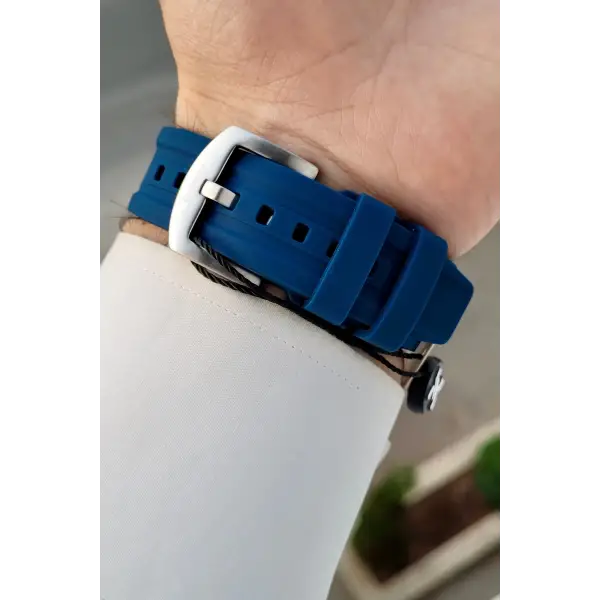 45 Mm Kasası Gümüş Kordonu Lacivert Renk İç Göstergeleri Aktif Erkek Kol Saati