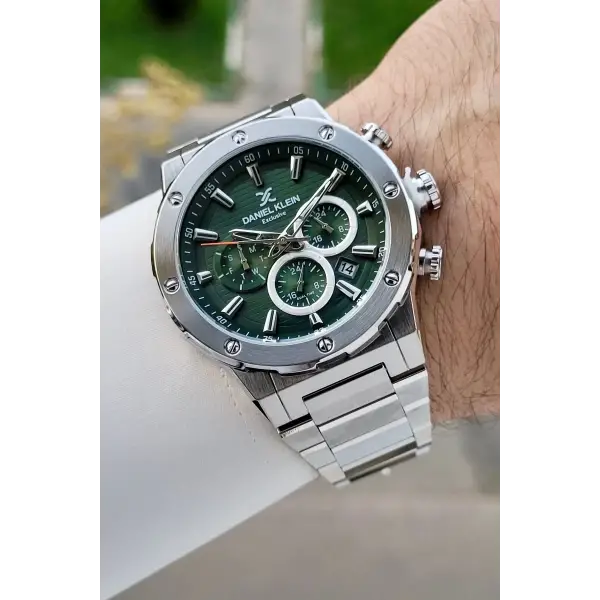 Kadranı Yeşil Kordonu Gümüş Renk İç Göstergeleri Aktif Erkek Kol Saati