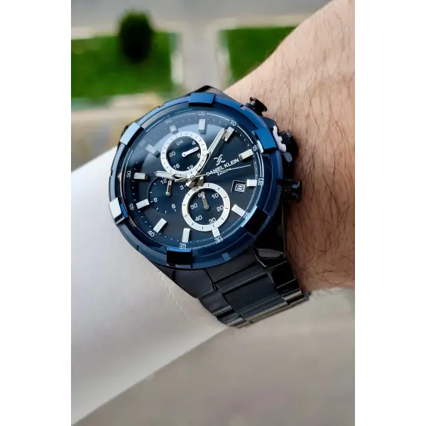 Rakamları Gümüş Kadranı Lacivert Kordonu Siyah Renk İç Göstergeleri Aktif Erkek Kol Saati