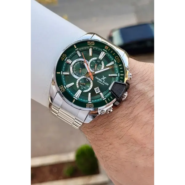 Kadranı Yeşil Kordonu Gümüş Renk 47 Mm İç Göstergeleri Aktif Erkek Kol Saati