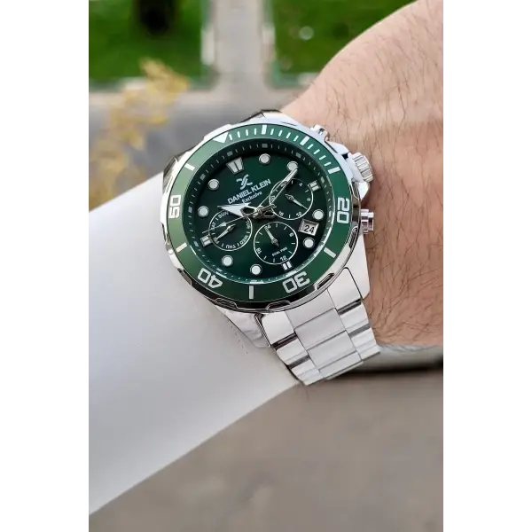 Kadranı Yeşil Kordonu Gümüş Renk İç Göstergeleri Aktif Erkek Kol Saati