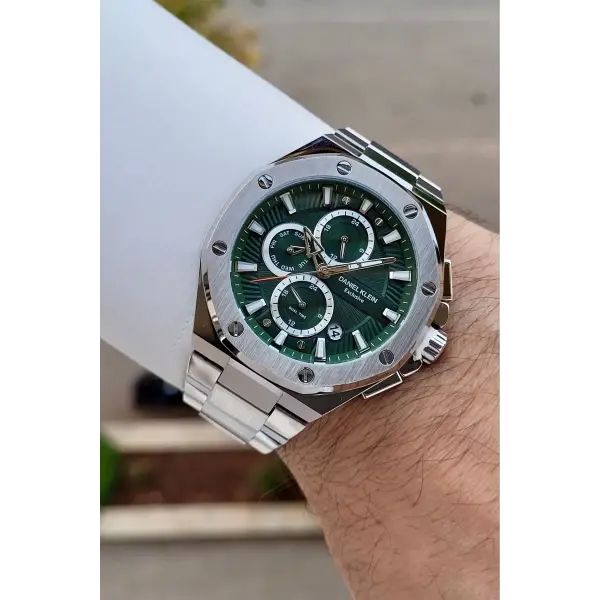 Kadranı Yeşil Kordonu Gümüş Renk İç Göstergeleri Aktif Erkek Kol Saati