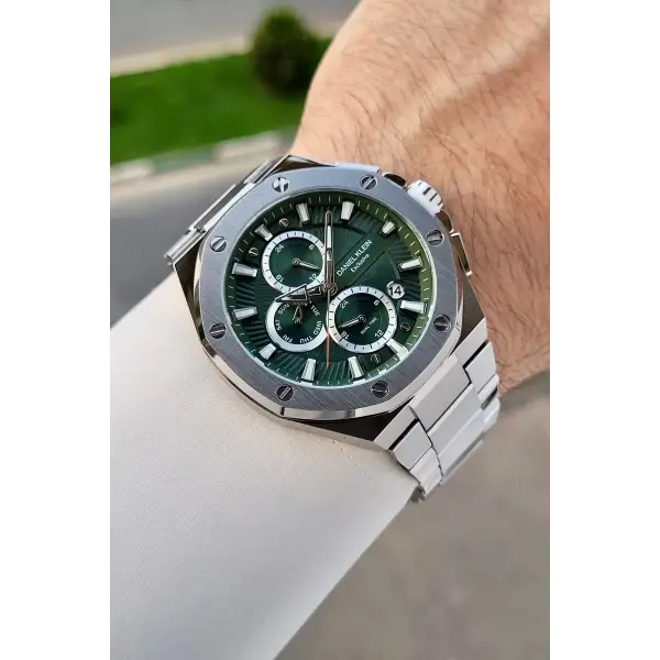 Kadranı Yeşil Kordonu Gümüş Renk İç Göstergeleri Aktif Erkek Kol Saati