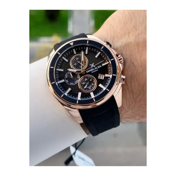 45 Mm Kasası Rose Kordonu Siyah Renk İç Göstergeleri Aktif Erkek Kol Saati