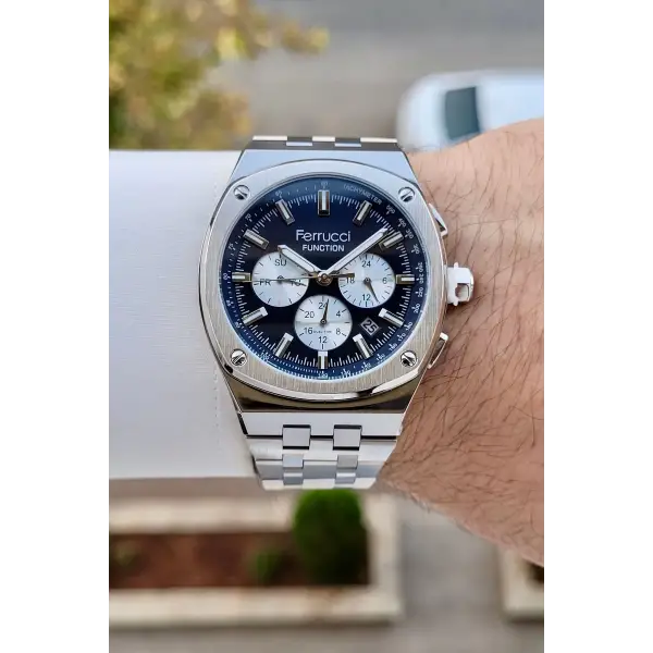 Kadranı Lacivert Kordonu Gümüş Renk İç Göstergeleri Aktif 43 Mm Erkek Kol Saati