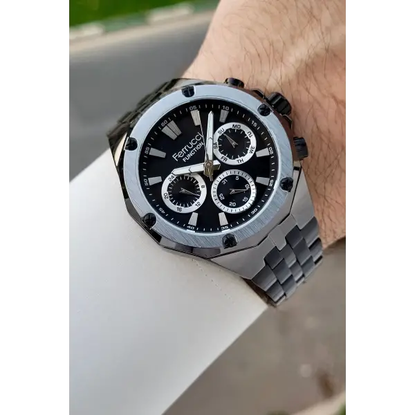 Rakamları Gümüş Kordonu Siyah Renk İç Göstergeleri Aktif 45 Mm Erkek Kol Saati