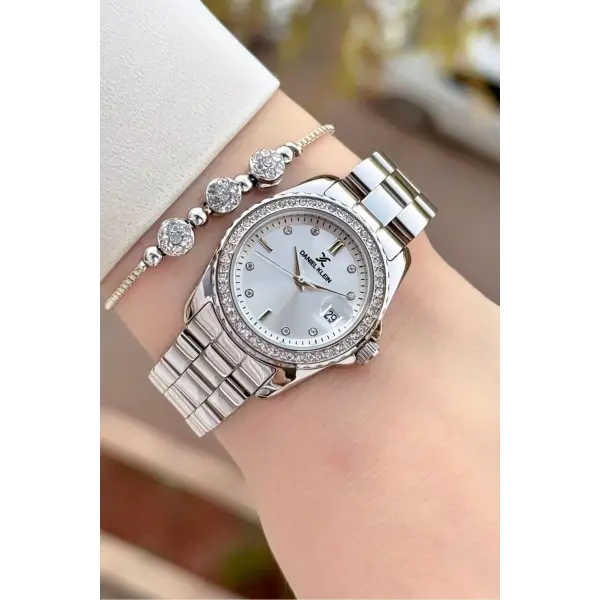 Gümüş Renk 30 Mm Kadın Kol Saati ve Bileklik