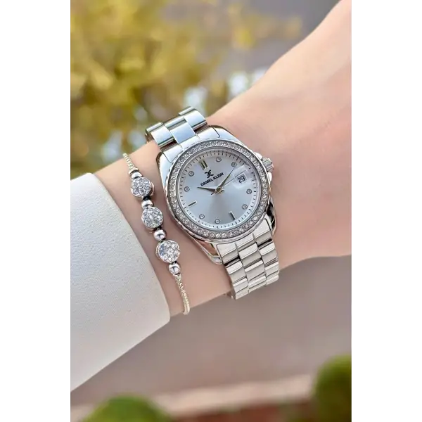 Gümüş Renk 30 Mm Kadın Kol Saati ve Bileklik