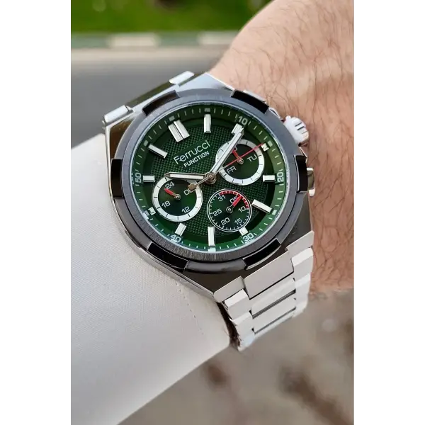 43 Mm Kadranı Yeşil Kordonu Gümüş Renk İç Göstergeleri Aktif Erkek Kol Saati