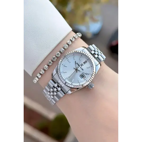 Gümüş Renk 30 Mm Kadın Kol Saati ve Bileklik