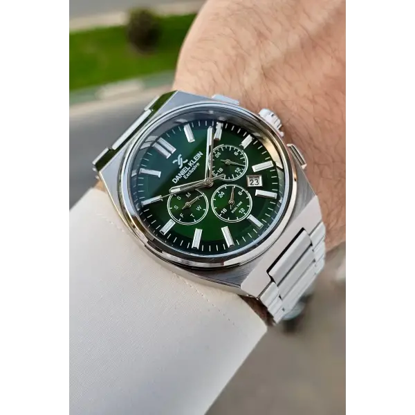 Kadranı Yeşil Kordonu Gümüş Renk 43 Mm İç Göstergeleri Aktif Erkek Kol Saati