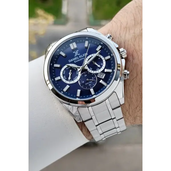 Kadranı Lacivert Kordonu Gümüş Renk 43 Mm İç Göstergeleri Aktif Erkek Kol Saati