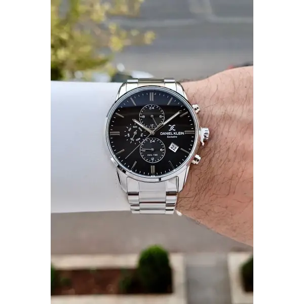 Kadranı Siyah Kordonu Gümüş Renk 42 Mm İç Göstergeleri Aktif Erkek Kol Saati