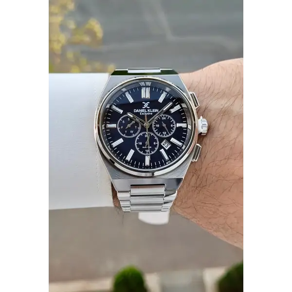 Kadranı Lacivert Kordonu Gümüş Renk 43 Mm İç Göstergeleri Aktif Erkek Kol Saati