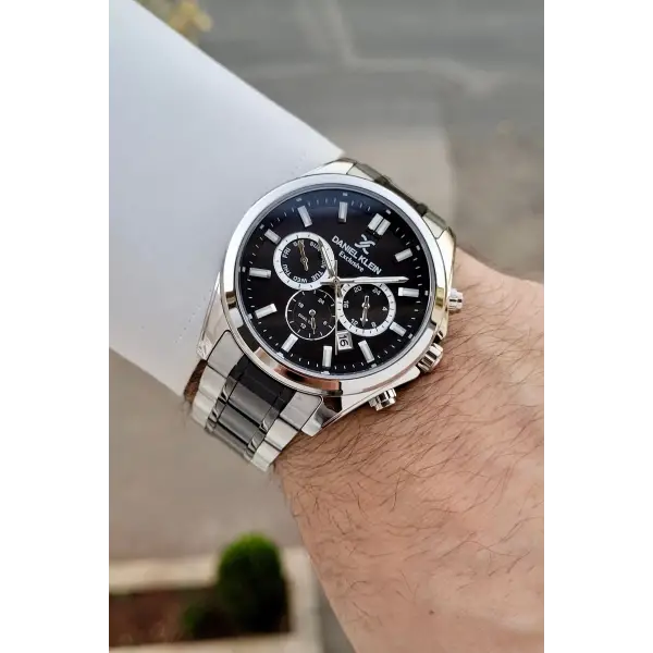 Gümüş Siyah Renk 43 Mm İç Göstergeleri Aktif Erkek Kol Saati