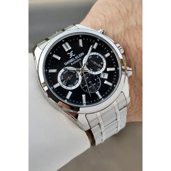 Kadranı Siyah Kordonu Gümüş Renk 43 Mm İç Göstergeleri Aktif Erkek Kol Saati