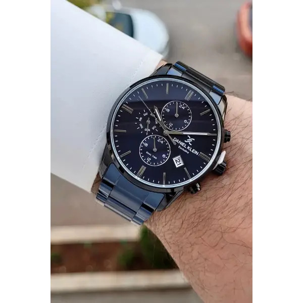 Kasası Siyah Kordonu Lacivert Renk 42 Mm İç Göstergeleri Aktif Erkek Kol Saati