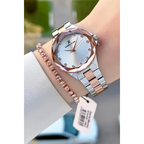 Marka Rose Gümüş Renk 33 Mm Kesme Camlı Kadın Kol Saati Ve Hediye Bileklik