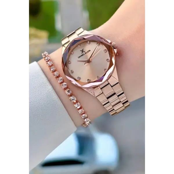 Rose Renk 33 Mm Kesme Camlı Kadın Kol Saati Ve Bileklik