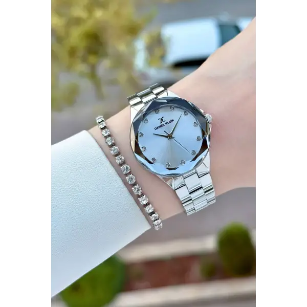 Gümüş Renk 33 Mm Kadın Kol Saati ve Bileklik