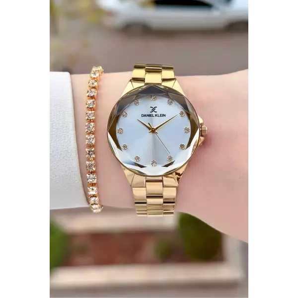 Kadranı Gümüş Kordonu Gold Renk 33 Mm Kadın Kol Saati ve Bileklik