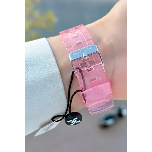 Pembe Renk Işıklı, Alarmlı, Kronometreli Hediye Paketli Kız Çocuk Kol Saati (5-18 Yaş)