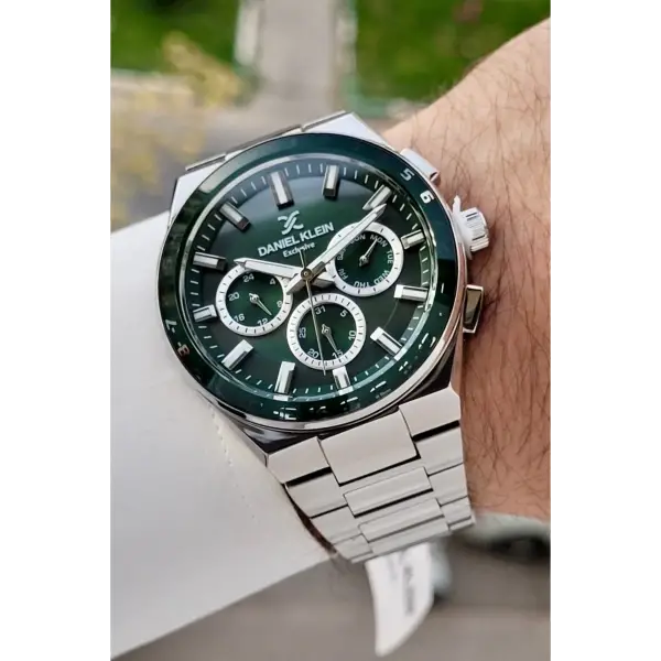 Kadranı Yeşil Kordonu Gümüş Renk İç Göstergeleri Aktif Erkek Kol Saati