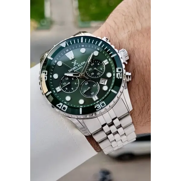 Kadranı Yeşil Kordonu Gümüş Renk 44 Mm İç Göstergeleri Aktif Erkek Kol Saati