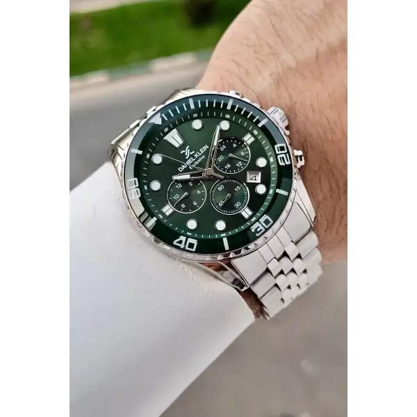 Kadranı Yeşil Kordonu Gümüş Renk 44 Mm İç Göstergeleri Aktif Erkek Kol Saati